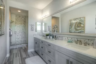 Photo #6: 5965949 Listing