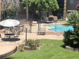 Photo #5: 5966664 Listing