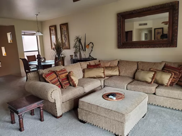 MLS: 5967646 Condo For Sale