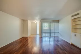 Photo #6: 5967751 Listing