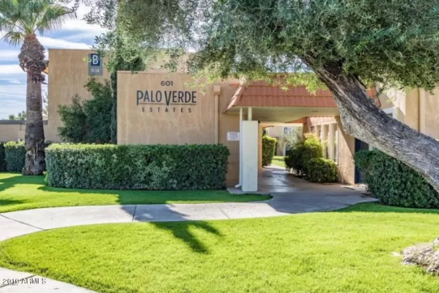 MLS: 5971258 Condo For Sale