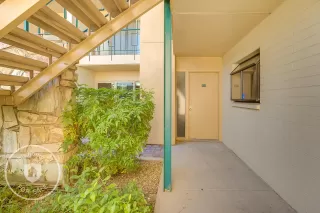 Photo #6: 5971663 Listing