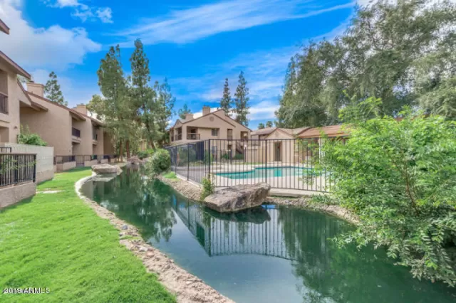 MLS: 5971709 Condo For Sale