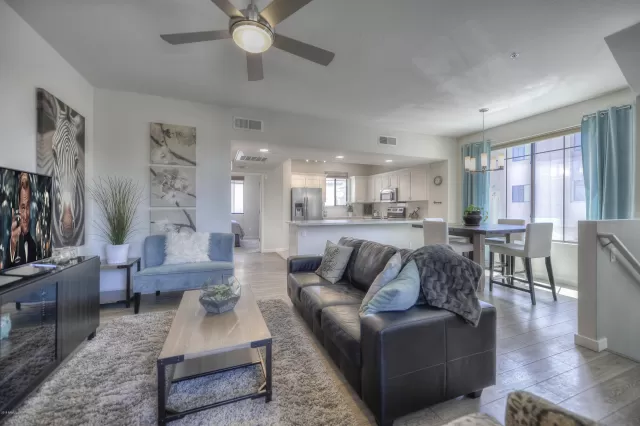 MLS: 5971846 Condo For Sale