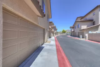 Photo #2: 5971846 Listing