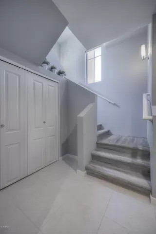 Photo #5: 5971846 Listing