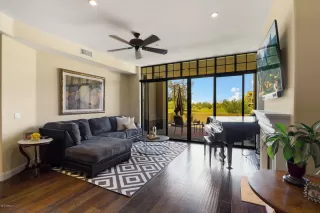 Photo #4: 5971925 Listing