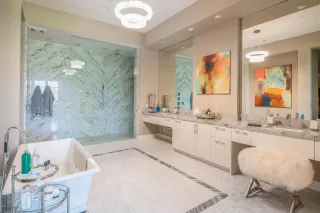 Photo #4: 5972123 Listing