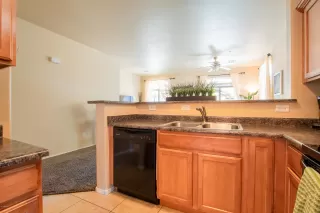 Photo #6: 5972560 Listing