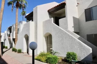 Photo #5: 5972636 Listing