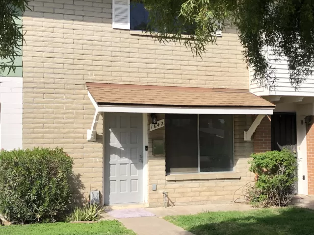 MLS: 5973519 Condo For Sale