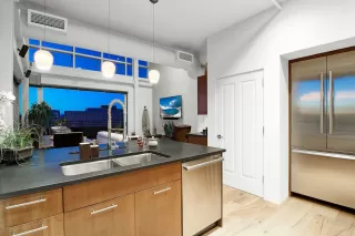 Photo #5: 5973803 Listing 