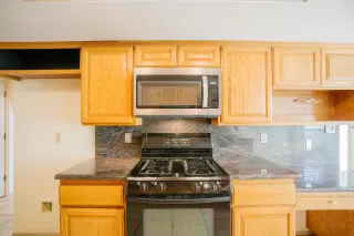 Photo #5: 5973924 Listing