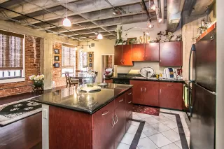 Photo #2: 5974016 Listing