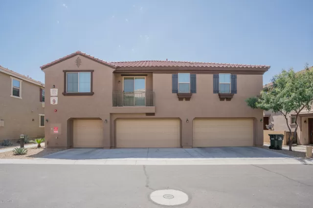 MLS: 5975107 Condo For Sale