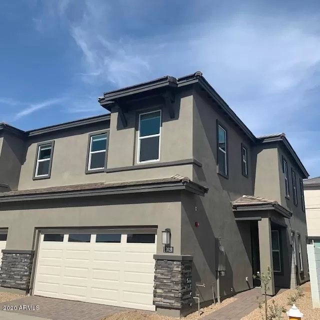 MLS: 5975653 Condo For Sale