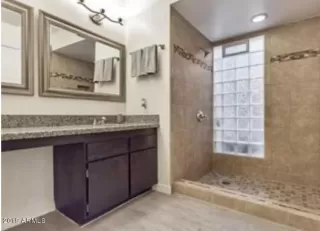 Photo #5: 5976462 Listing