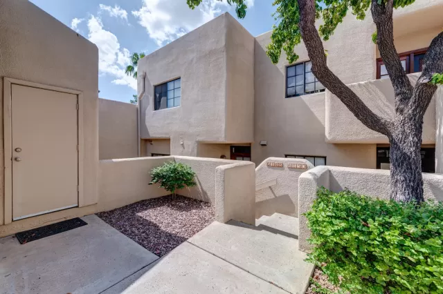 MLS: 5977474 Condo For Sale