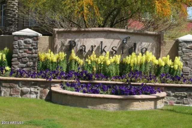 MLS: 5977898 Condo For Sale