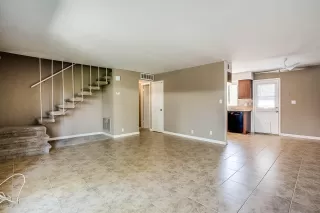 Photo #2: 5978561 Listing