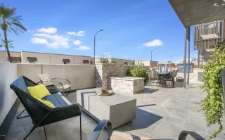 Photo #5: 5978726 Listing