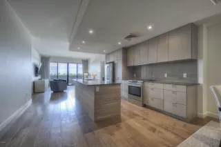 Photo #3: 5979659 Listing