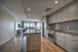 Photo #4: 5979659 Listing