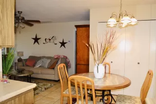 Photo #5: 5980303 Listing