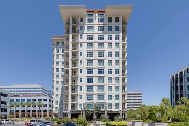 MLS: 5981506 Condo For Sale