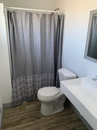 Photo #6: 5981826 Listing