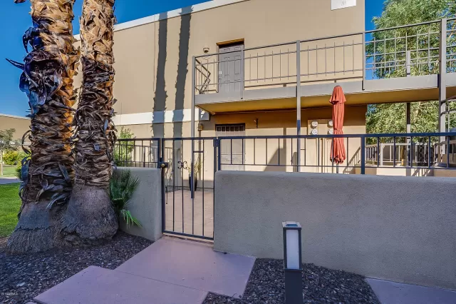 MLS: 5982065 Condo For Sale