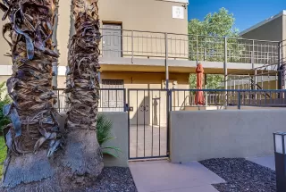 Photo #1: 5982065 Listing