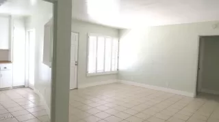 Photo #5: 5982988 Listing 