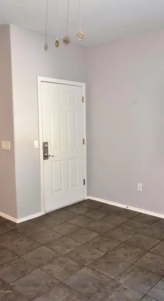 Photo #2: 5983913 Listing 