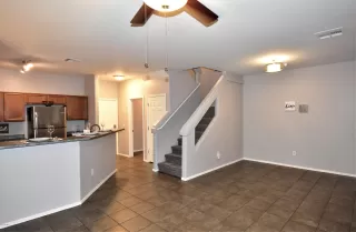 Photo #5: 5983913 Listing 