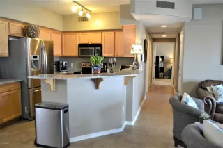 Photo #5: 5984448 Listing