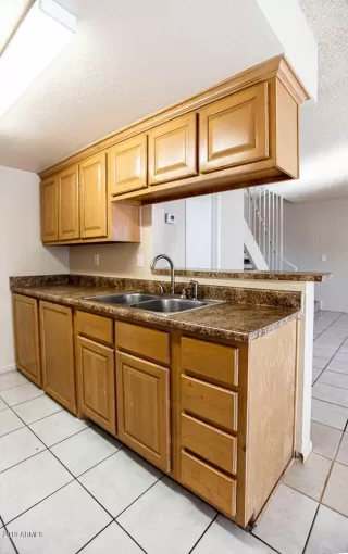 Photo #4: 5984507 Listing