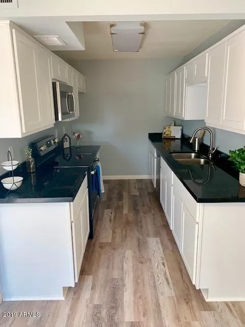 MLS: 5984561 Condo For Sale