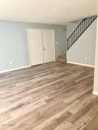 Photo #3: 5984561 Listing