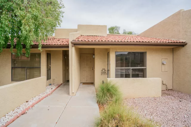 MLS: 5984791 Condo For Sale