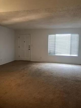 Photo #3: 5985060 Listing