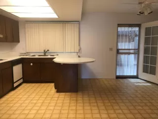 Photo #4: 5985060 Listing