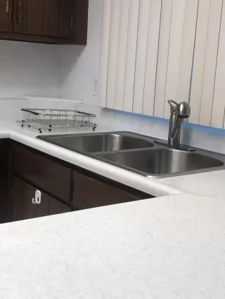 Photo #5: 5985060 Listing