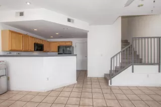 Photo #3: 5985129 Listing 