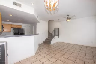 Photo #4: 5985129 Listing 