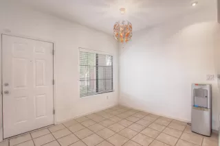 Photo #5: 5985129 Listing 