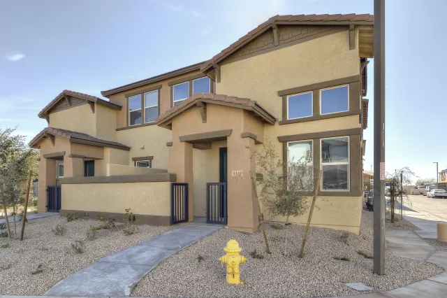 MLS: 5985294 Condo For Sale