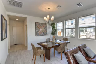 Photo #4: 5985294 Listing