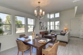 Photo #5: 5985294 Listing