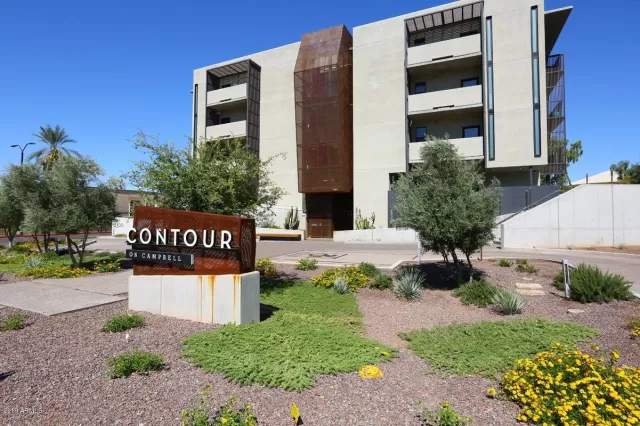 MLS: 5985893 Condo For Sale